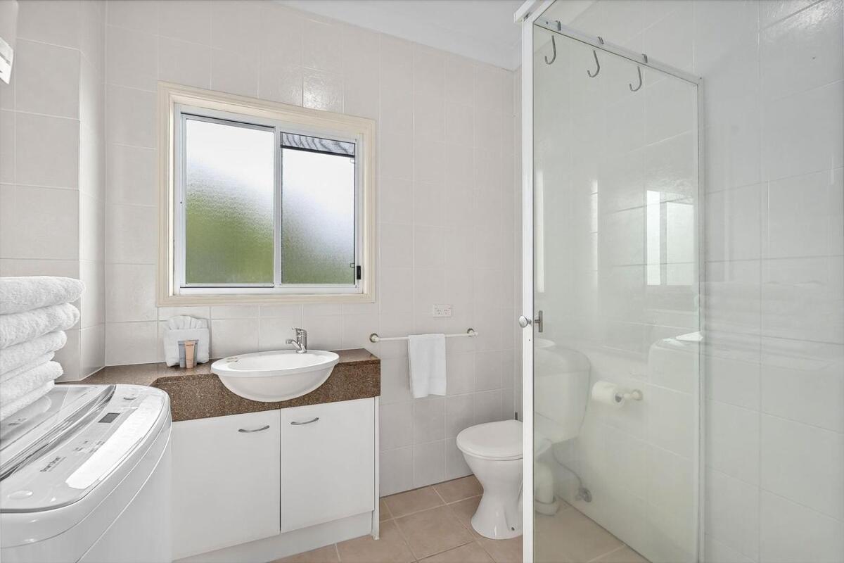 Apartment Stylish Coastal Retreat In The Heart Of Broadbeach